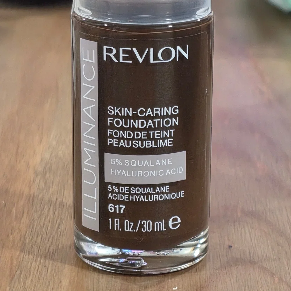 Revlon Illuminance Skin-Caring Foundation 617 Medium Coverage Squalane 1oz 30ml